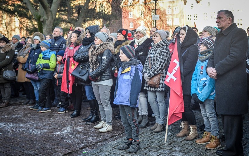 Cały Gdańsk wierzy, że dobro zwycięży! "Nikt nie chciał w tych chwilach być sam. Dlatego tak wszyscy lgnęli do siebie"