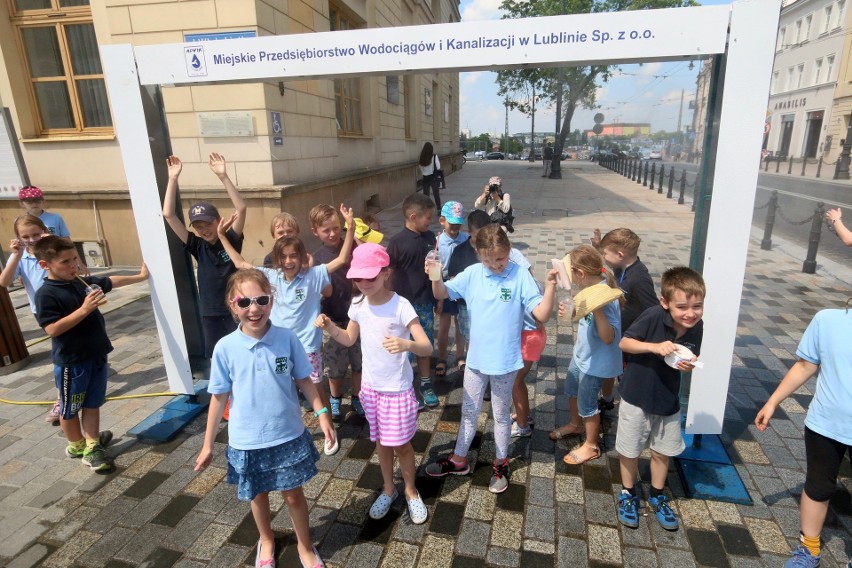 Zasłabnięcia i omdlenia. Kurtyny wodne stanęły w Lublinie