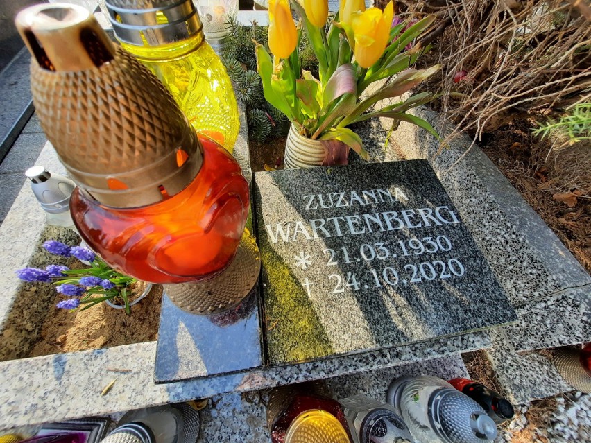 Nagrobek Zuzanny Wartenberg (1930-2020) na cmentarzu...