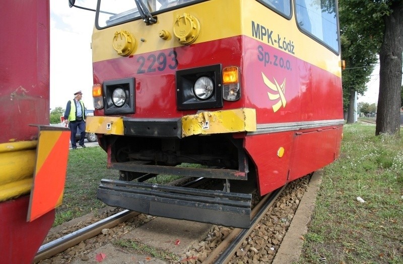 Wypadek na Pabianickiej. Zderzyły się tramwaje. 7 osób rannych