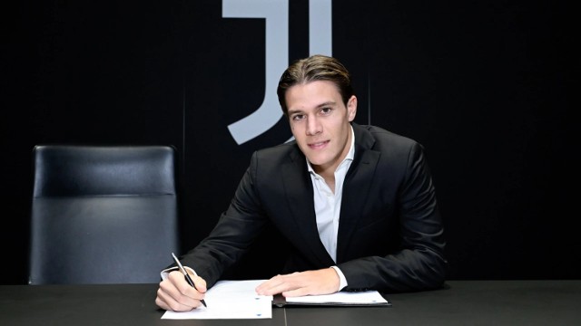 Juventus przedłuża kontrakt z zawieszonym piłkarzem!