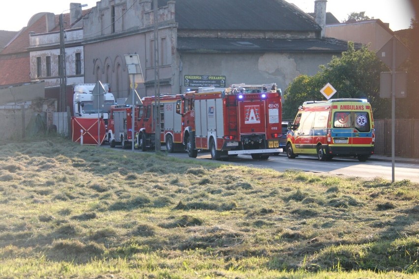 Straż pożarna otrzymała zgłoszenie o wypadku w piątek, 8...