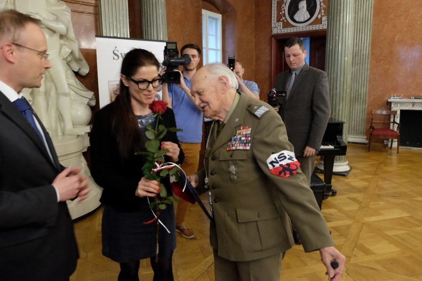 Poznań: Świadkowie historii odznaczeni