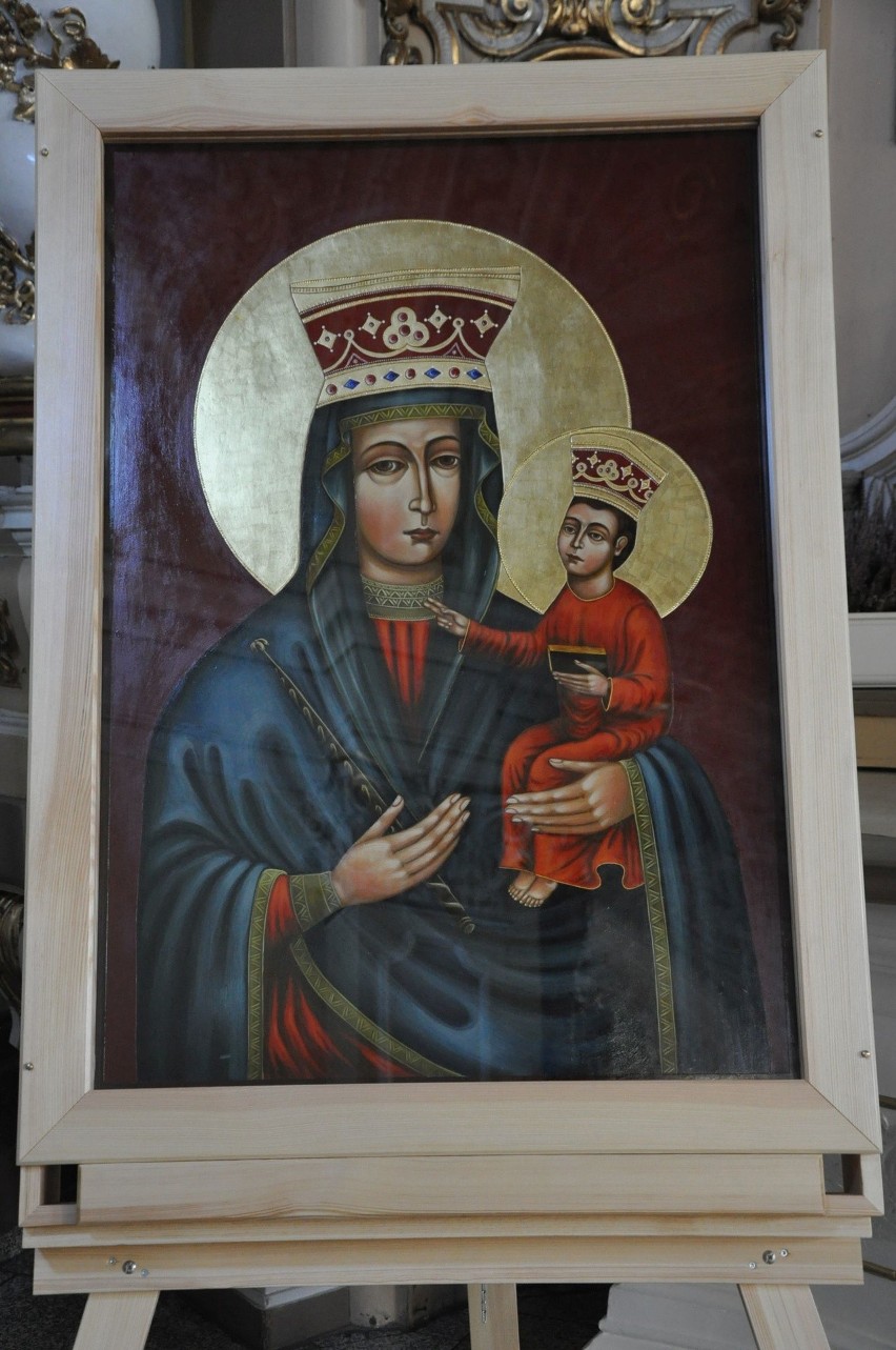 W ramach polsko-ukraińskiej przyjaźni powiat oleski podarował kopię ikony
