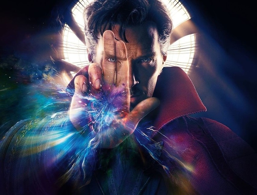 Stephen Strange jest uzdolnionym i ambitnym neurochirurgiem....