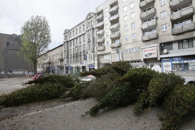 Ulica Nawrot miała być przebudowana do końca ubiegłego roku. Prace dobiegają końca i powinny zakończyć się w tym miesiącu.