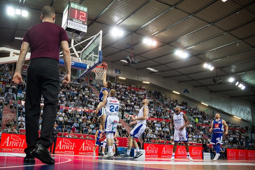 Prezent dla Łączyńskiego. Anwil wygrywa po raz 10. z rzędu [zdjęcia, wideo]