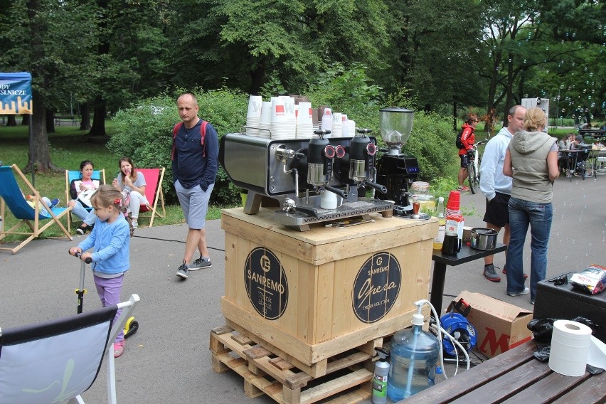 Sosnowiec: w Parku Sieleckim powstała strefa relaksu [ZDJĘCIA