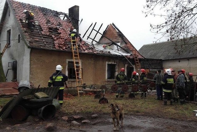 Jedna osoba zginęła w pożarze domu.