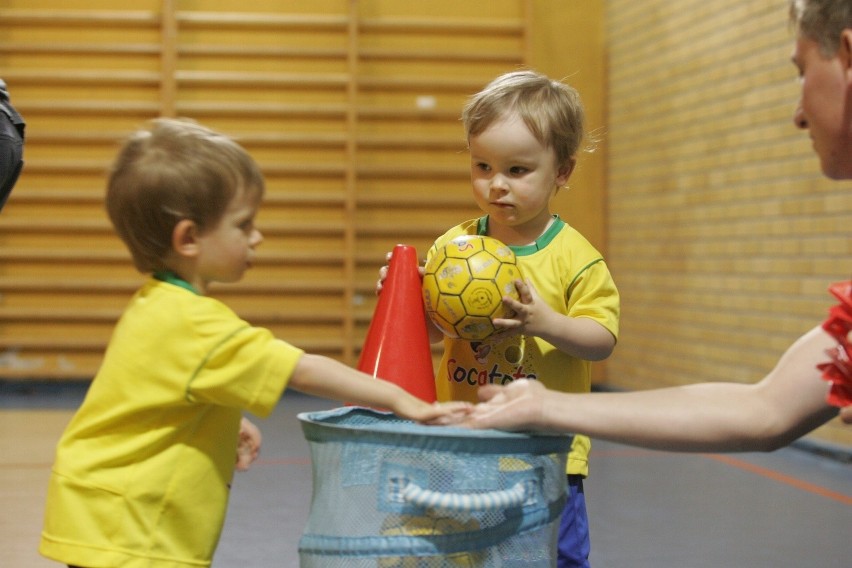 Futebol de salao, czyli brazylijska gra w piłkę nożną na...