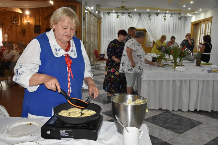 Elżbieta Minda ze Stowarzyszenia Rozwoju Wsi Olszewka i...