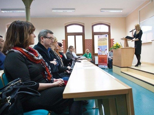Nowy kierunek na WHSZ w Słupsku. Zainteresowani mogli zapoznać się z programemUczestnicy konferencji w WHSZ podkreślali, że nowy kierunek studiów wspomoże gospodarczo region słupski.