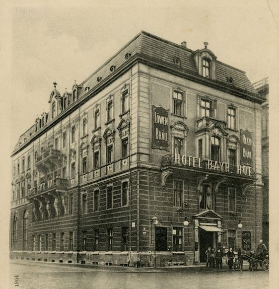 Hotel Bayrischer Hof w 1905 roku.