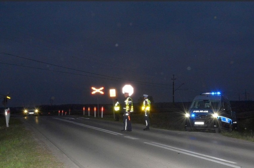 Policyjna akcja "Bezpieczny Przejazd" w Tarnobrzegu i Jadachach, po tragediach z ostatnich dni (ZDJĘCIA)