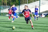 IV liga piłkarska. ŁKS 1926 Łomża gromi 5:0 Promień Mońki i powraca na fotel lidera