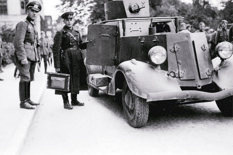 Hitler ze Stalinem podzielili się Polską (zdjęcia)