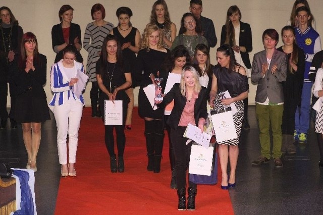 Paulina Owczarz z Łodzi wygrała III edycję Young Fashion Day w Kielcach.