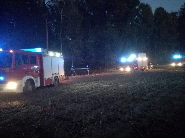 We wtorek dwóch mieszkańców zauważyło pożary na terenie kompleksu leśnego pomiędzy Krajewem Białym a Nowym Sarżynem (powiat zambrowski).