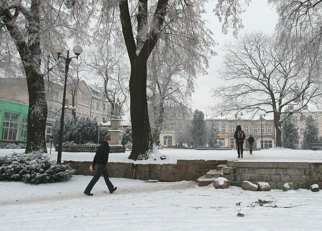 Zima w centrum Tucholi.