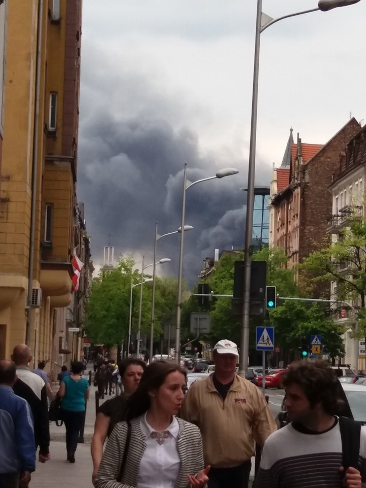 Duży pożar w Katowicach: Dym nad miastem [WIDEO, ZDJĘCIA]