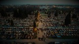 Cmentarz w Grębałowie zapłonął tysiącami zniczy. Nekropolia najpiękniej wygląda po zmroku 