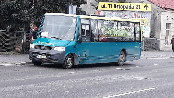 Cztery nowe autobusy jeżdżą po Jędrzejowie. Zmiana przewoźnika w mieście 