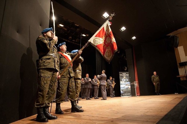 Żołnierze z 7 Brygady Obrony Wybrzeża lecą na Bałkany.