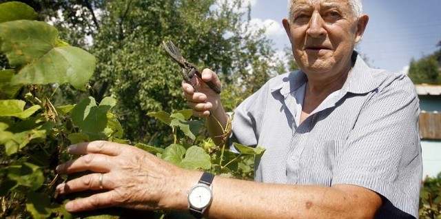 - Jeśli ktoś czuje się na siłach i ma zdrowie, żeby pracować, nie powinien mieć ku temu przeszkód &#8211; twierdzi Ryszard Adamkiewicz.Adamkiewicz