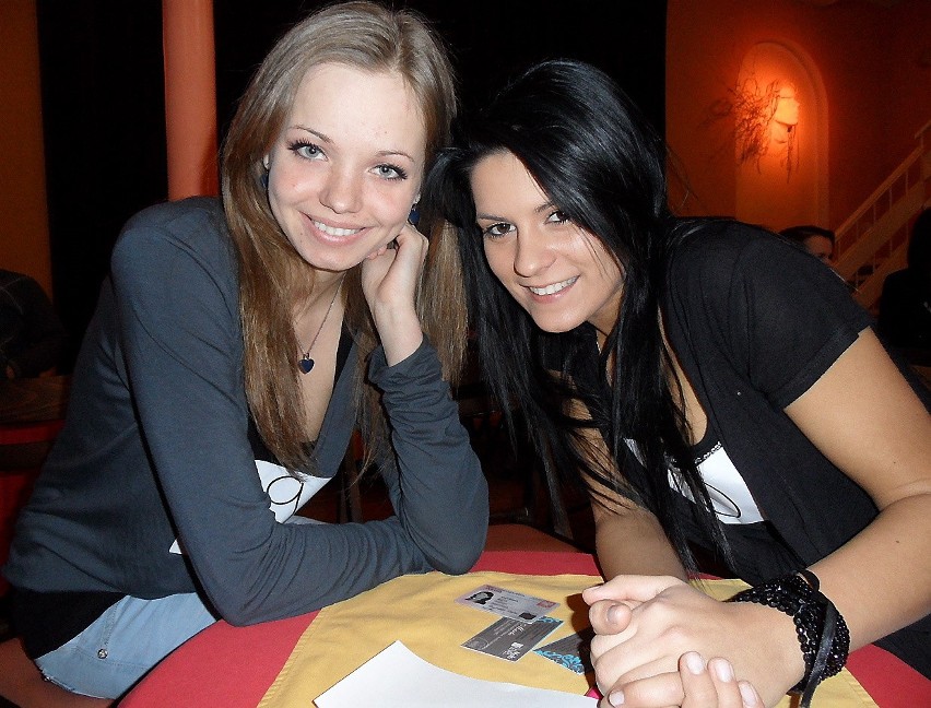 Zakwalifikowane: Katarzyna Olszewska (blondynka) i Aneta...