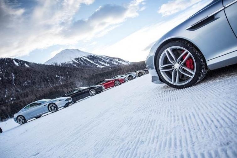 Aston Martin on ice 2013 - zdjęcia