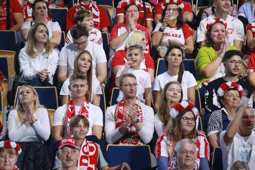 Mistrzostwa Świata Siatkarek w Łodzi. Kibice na meczu Polska-Niemcy. Mistrzostwa Świata w Siatkówce Kobiet w Atlas Arenie. Zwycięstwo Polek!