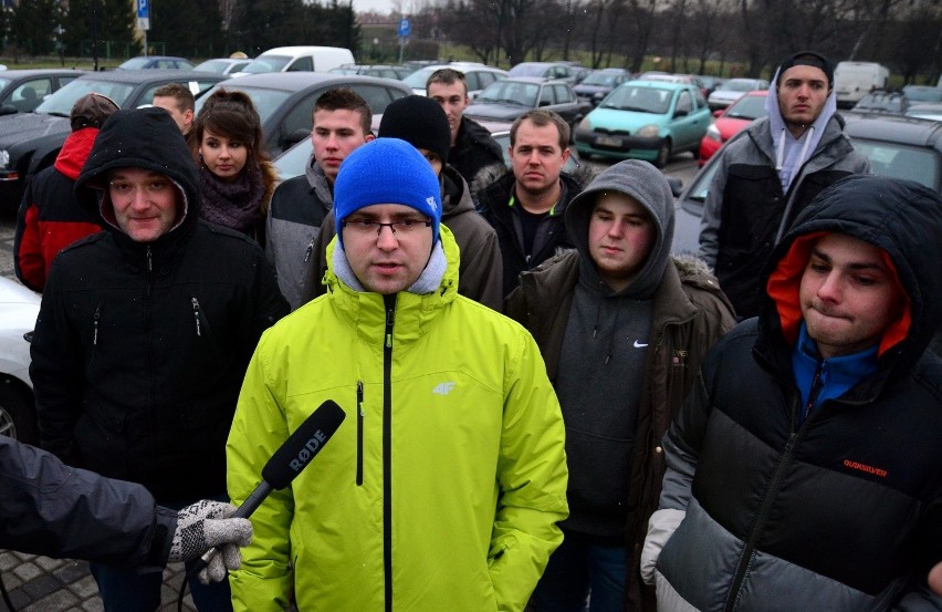 Walczą o nowy tor w Lublinie. Kolumna samochodów w centrum miasta (ZDJĘCIA, WIDEO)