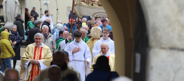 W Poniedziałek Wielkanocny odbył się odpust Emaus w parafii Najświętszego Salwatora.