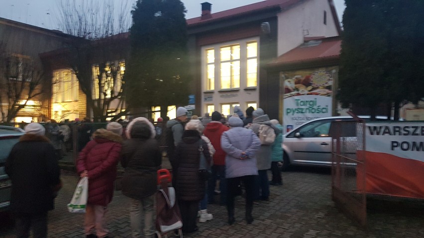 Świąteczne paczki z Warszewa dla obywateli Ukrainy. Nie zabrakło łez wzruszenia [ZDJĘCIA]