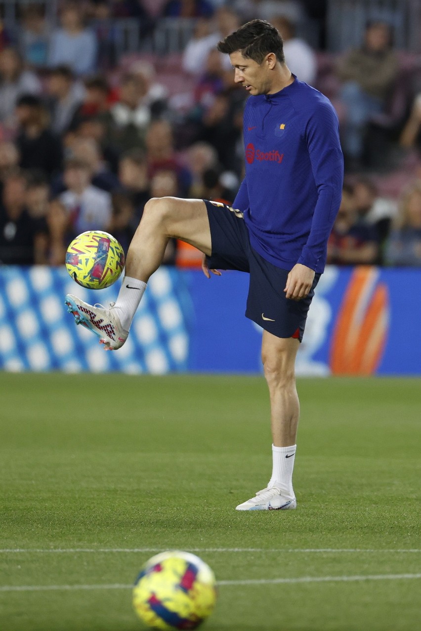 Messi zastąpi Lewandowskiego? Barcelona nie ma cierpliwości do Polaka