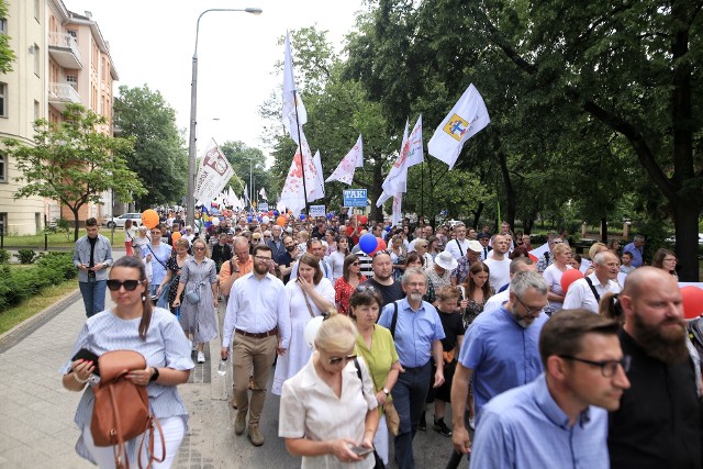 W niedzielę, 18 czerwca ulicami Poznania, pod hasłem "Razem dla życia", przeszedł Archidiecezjalny Marsz dla Życia.
