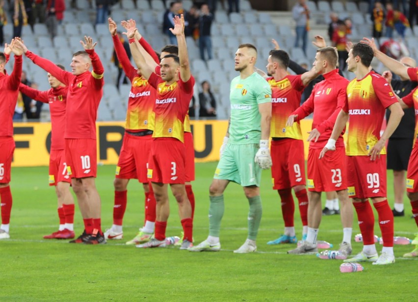 Niespodzianka w Gdyni. Chrobry Głogów wygrał z Arką 2:0 i będzie rywalem Korony Kielce w finale baraży. Mecz w niedzielę na Suzuki Arenie!