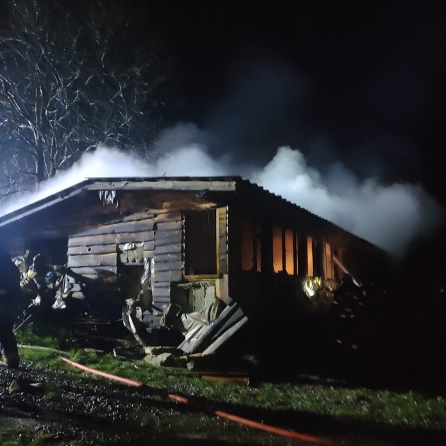 Pożar drewnianego szałasu w Zębie w gm. Poronin