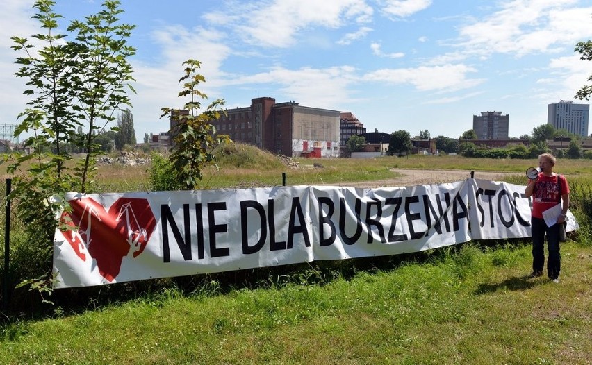 Gdańsk: Protest przeciwko wyburzeniom budynków po Stoczni Gdańskiej [WIDEO, ZDJĘCIA]