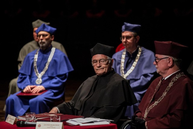 Uroczystość nadania tytułu doctoru honoris causa Uniwersytetu w Białymstoku prof. Tadeuszowi Pilchowi.