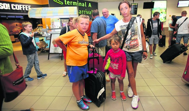 Aleksandrę Tomecką wraz z dziećmi spotkaliśmy na lotnisku w Pyrzowicach 28 czerwca. Wróciła z Tunezji tuż po zamachu w Susie. Wówczas mówiła nam, że to "ostatni wyjazd" do tego kraju