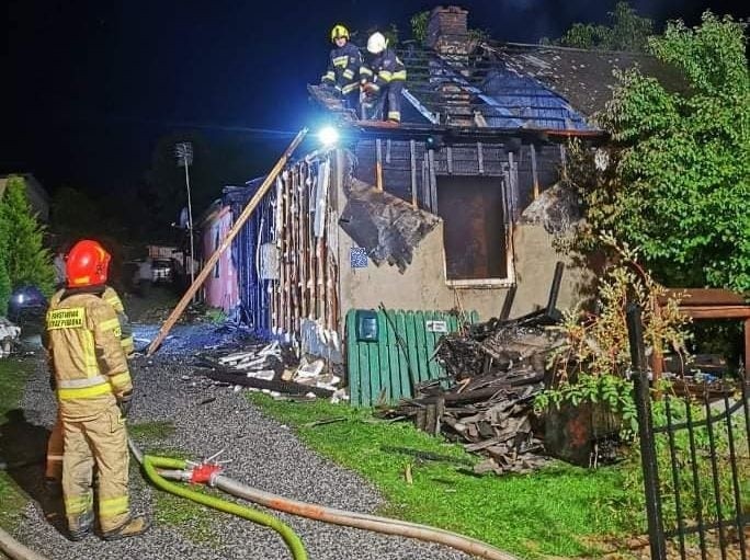 W miejscowości Łazy doszło do tragicznego pożaru. Nie żyje...