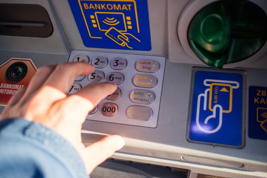 Byli policjanci wysadzali bankomaty. Jest akt oskarżenia przeciwko nim