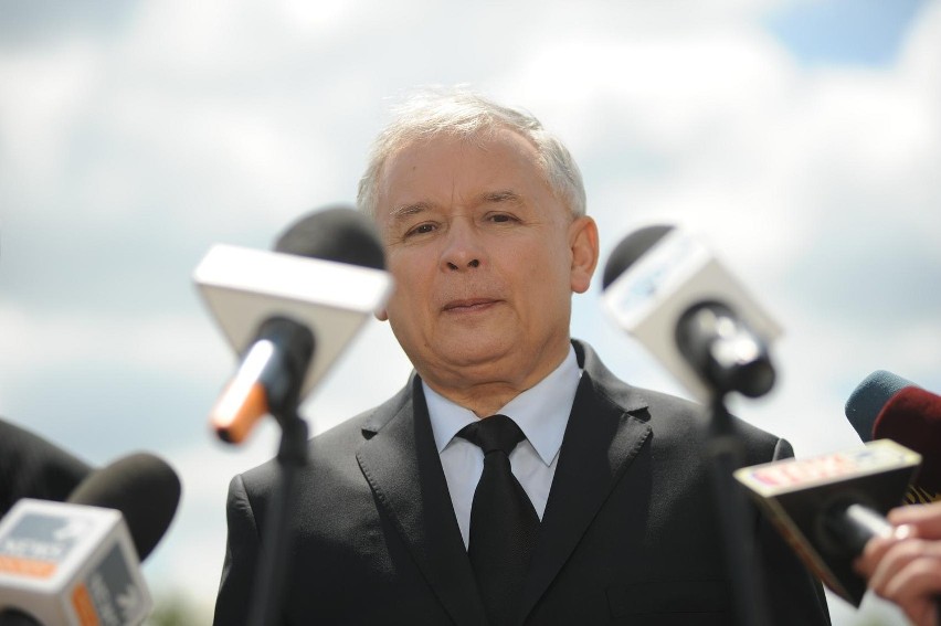 Jarosław Kaczyński, prezes PiS, odwiedzając niedawno Police...