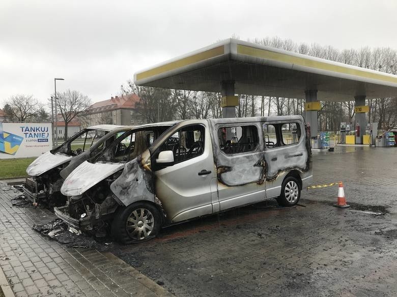 Pożar aut na ulicy Szafranka w Słupsku. Duża nagroda dla...