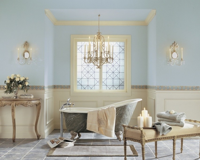 Łazienka w klasycznym stylu, niczym salon kąpielowy...