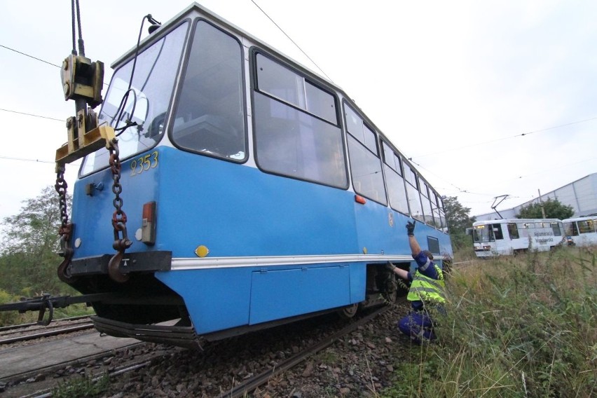 Wykolejenie tramwaju na pętli Poświętne