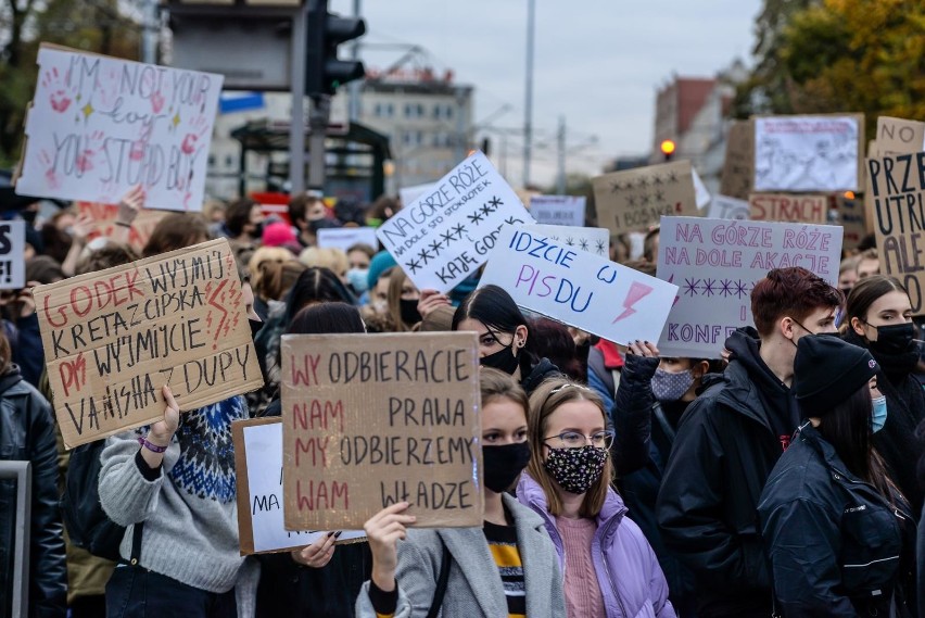 Trójmiejski Strajk Uczniowski w Gdańsku 28.10.2020 r....