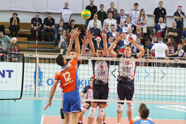 ZAKSA pokonała przed własną publicznością wicemistrzów Turcji – BBSK Stambuł 3:0.