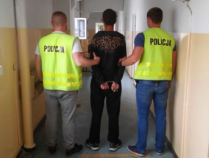 Kryminalni z Chełmna zatrzymali cztery osoby podejrzane o...